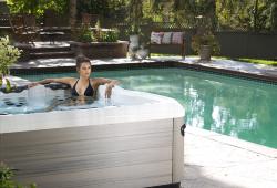 Inspiration Gallery - Pool Side Hot Tubs - Image: 268