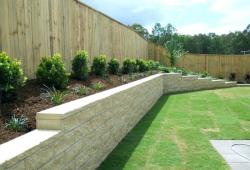 Inspiration Gallery - Pool Retaining Wall - Image: 239